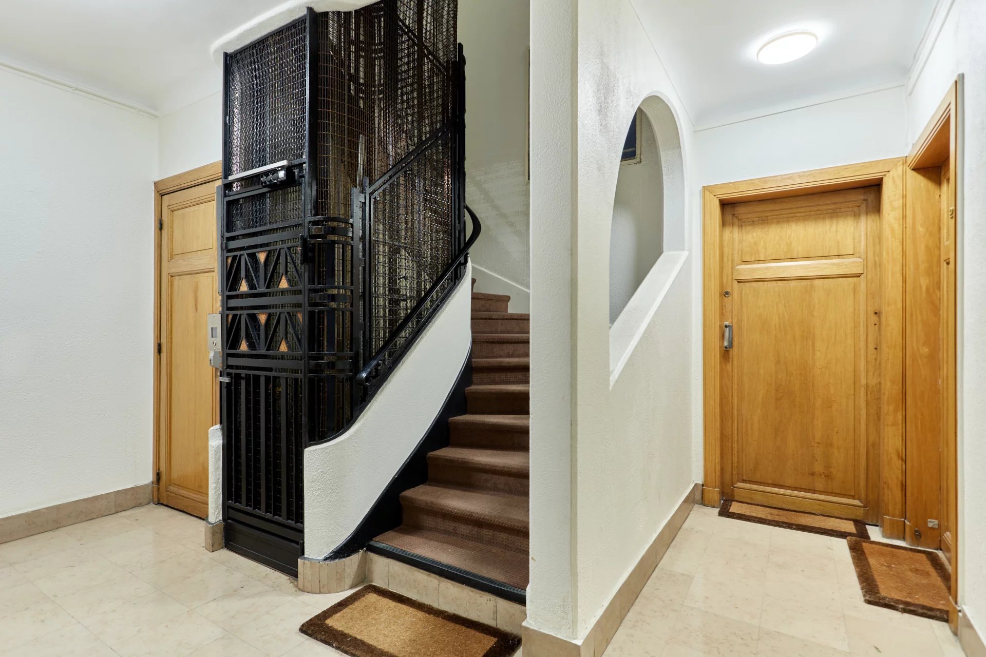 Paris 7th, Île-de-France, 75007, FR, 1 Bedroom Bedrooms, ,1 BathroomBathrooms,Residential,For Sale,1969026