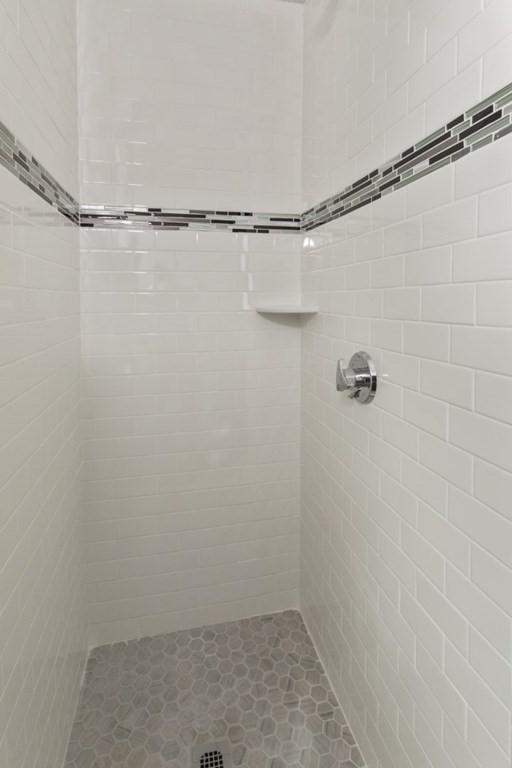 15 Woodbine St, 15, Somerville, Massachusetts, 02143, United States, 3 Bedrooms Bedrooms, ,3 BathroomsBathrooms,Residential,For Sale,15 Woodbine St , 15,1009384
