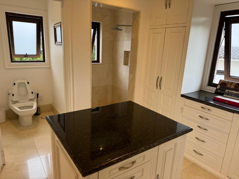 Lerma, Estado de méxico, 52005, Mexico, 5 Bedrooms Bedrooms, ,5 BathroomsBathrooms,Residential,For Sale,2003120