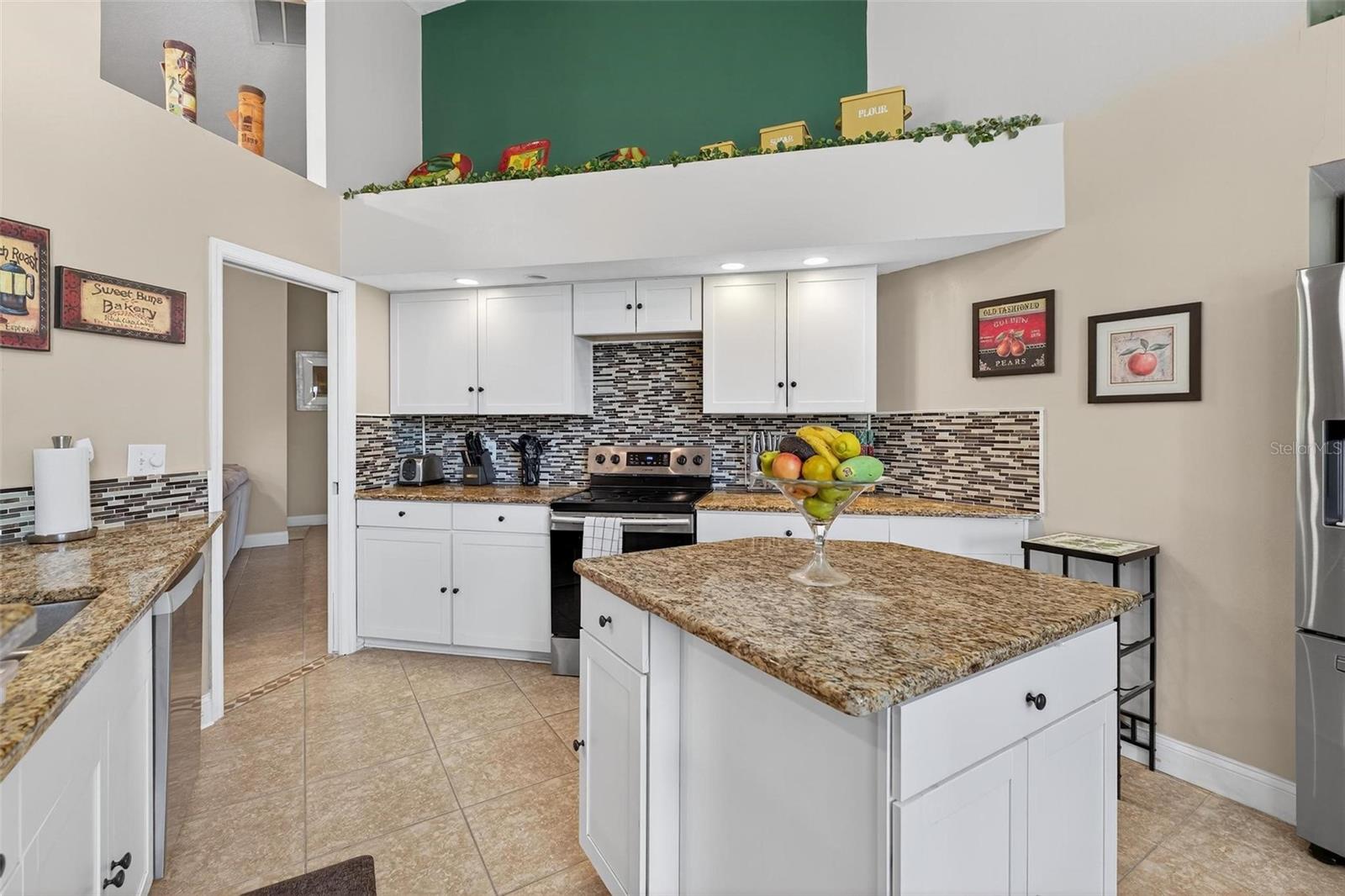 ORLANDO, Florida, 32819, United States, 4 Bedrooms Bedrooms, ,3 BathroomsBathrooms,Residential,For Sale,1921033