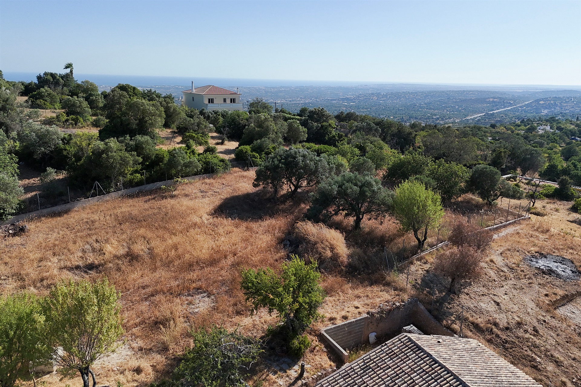  Terreno com ruina for Sale - 物件實景