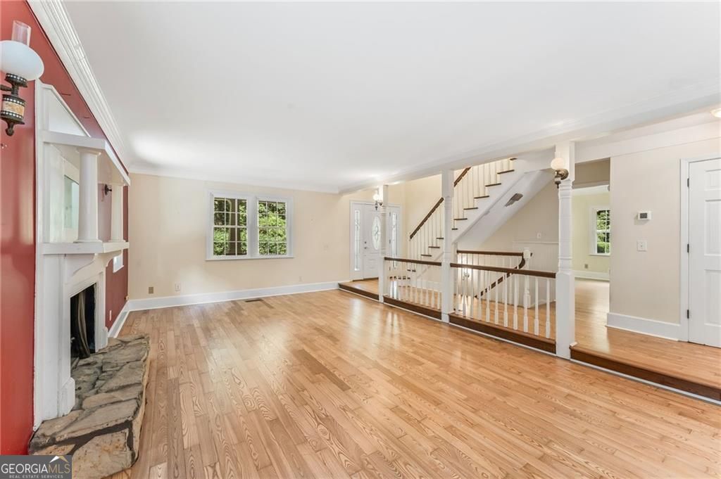 Mableton, Georgia, 30126, United States, 3 Bedrooms Bedrooms, ,4 BathroomsBathrooms,Residential,For Sale,1922554