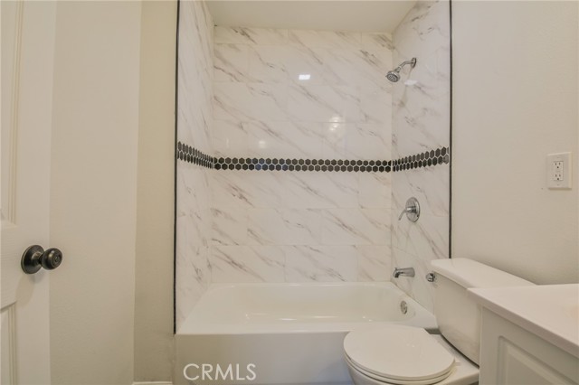 Los Angeles, California, 90003, United States, 3 Bedrooms Bedrooms, ,Residential,For Sale,1928715
