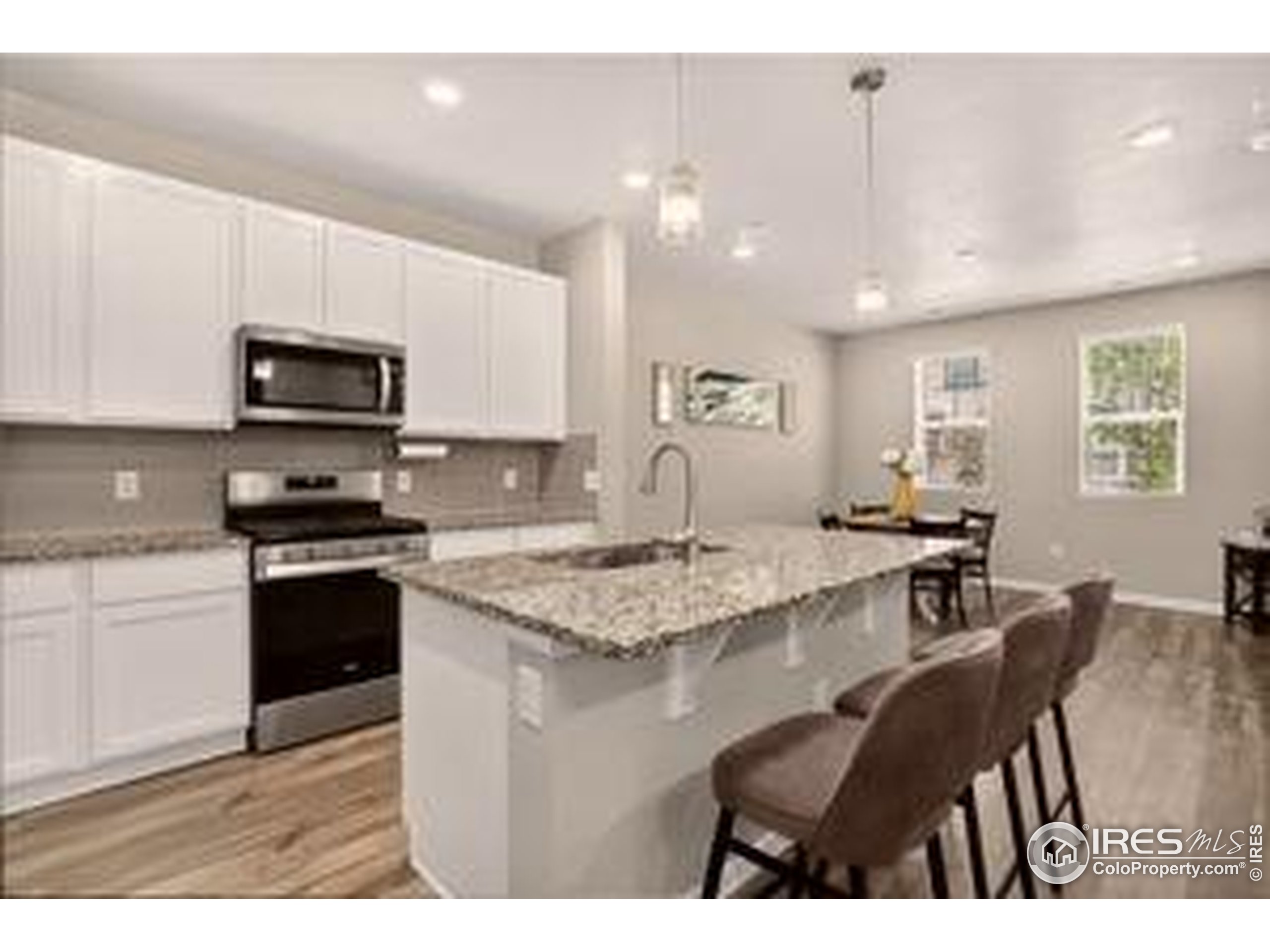 Erie, Colorado, 80516, United States, 3 Bedrooms Bedrooms, ,3 BathroomsBathrooms,Residential,For Sale,1876581