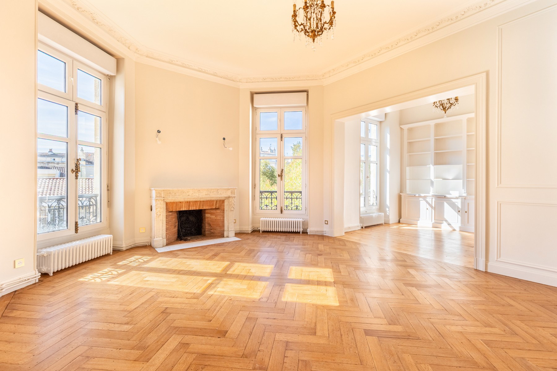 BORDEAUX – MAGNIFICENT 223 SQM APARTMENT – 3 BEDROOMS – PARKING - 物件實景