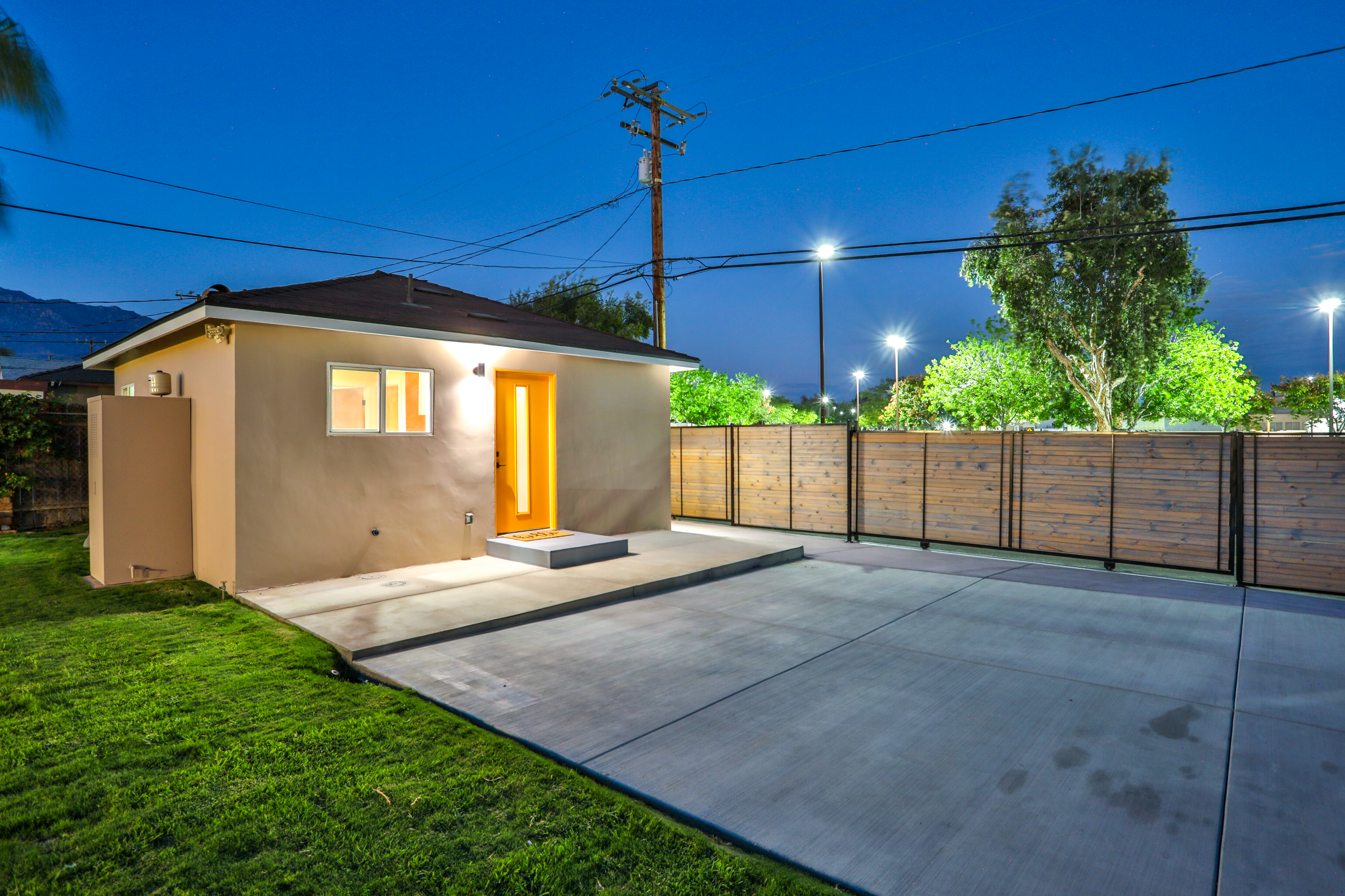  664 N. 8th Avenue, Upland, CA 91786 - 物件實景