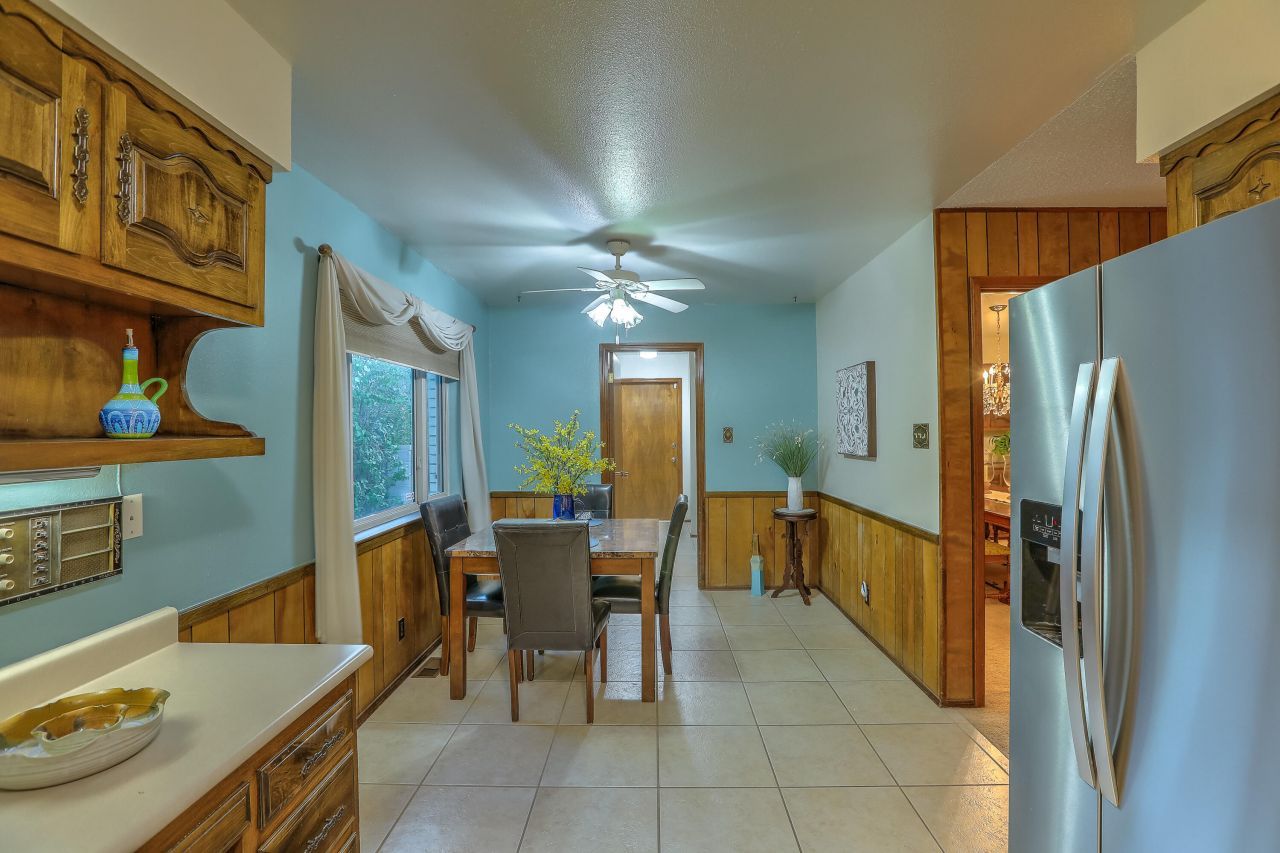 Albuquerque, New Mexico, 87109, United States, 4 Bedrooms Bedrooms, ,3 BathroomsBathrooms,Residential,For Sale,1940496