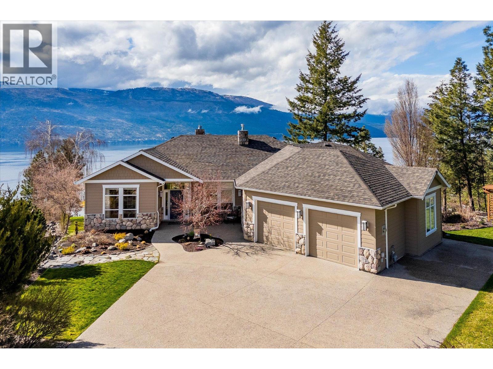 LAKE COUNTRY, British Columbia, V4V 2K7, CA, 4 Bedrooms Bedrooms, ,4 BathroomsBathrooms,Residential,For Sale,1960852