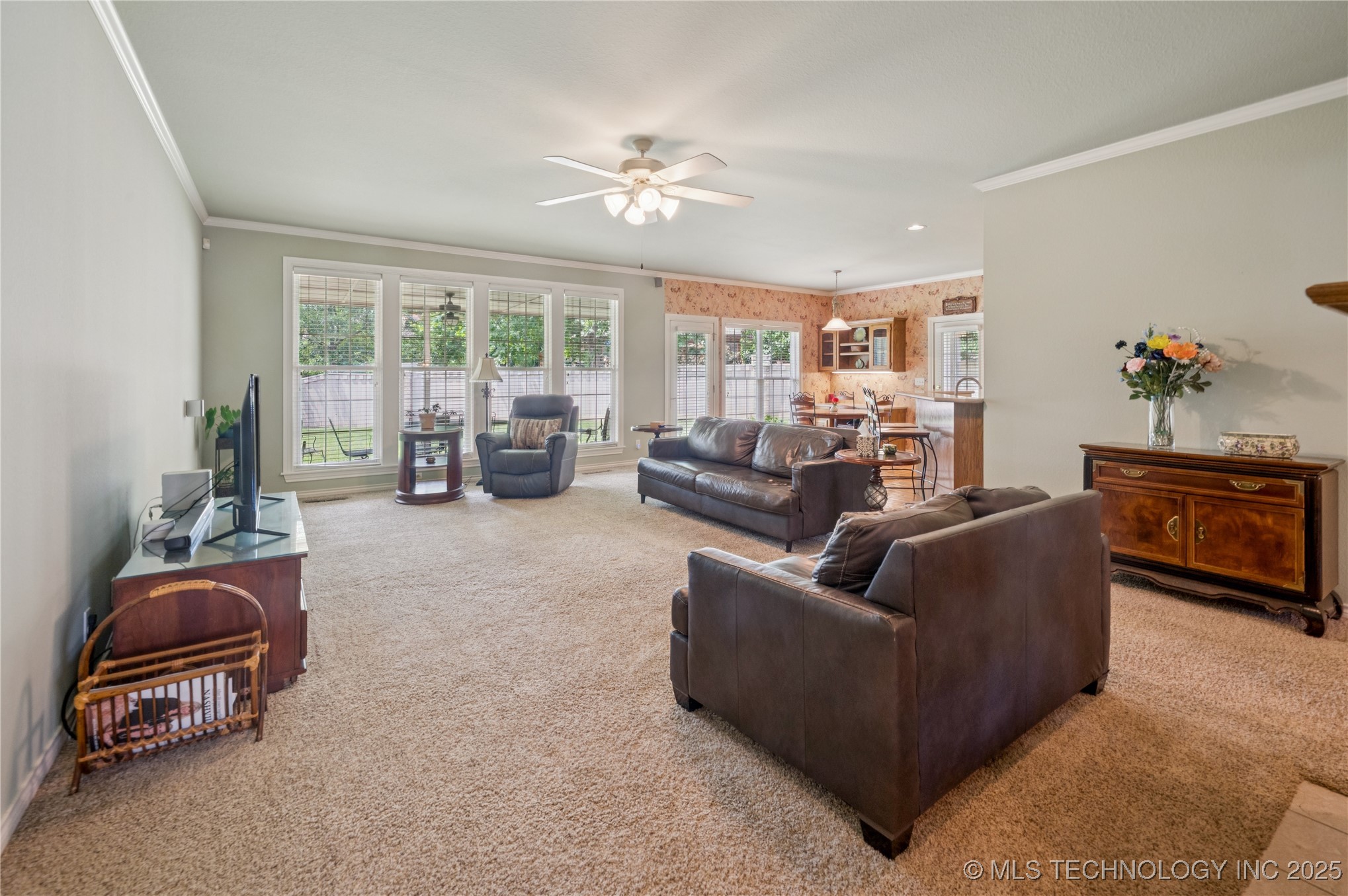 Owasso, Oklahoma, 74055, United States, 5 Bedrooms Bedrooms, ,3 BathroomsBathrooms,Residential,For Sale,1875671