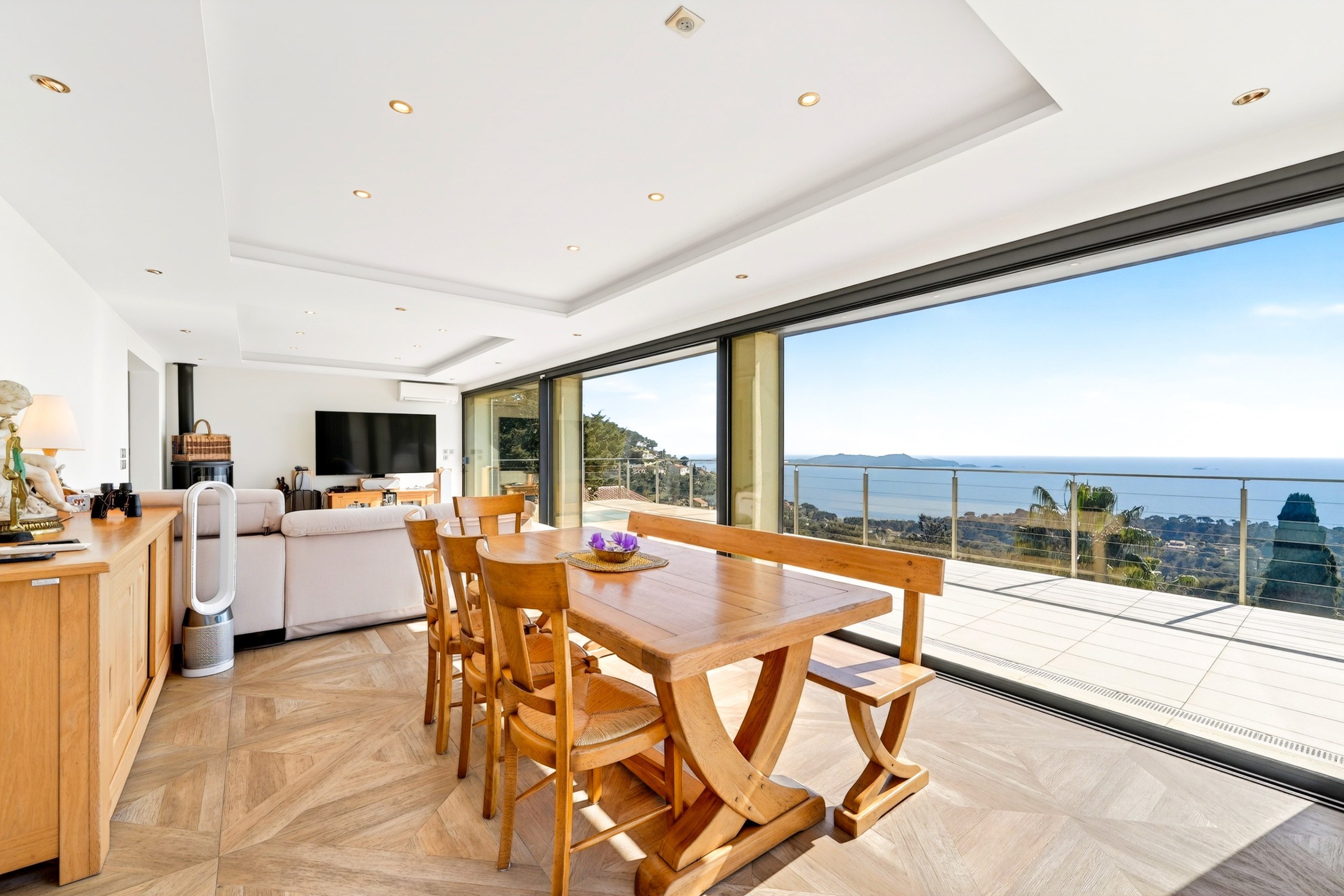  Carqueiranne – Architect-Designed Villa with Panoramic Sea View - 物件實景