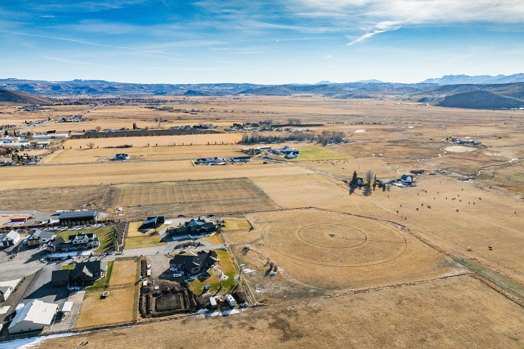  Rural Chic Farmhouse with Expansive Views and Seclusion - 物件實景