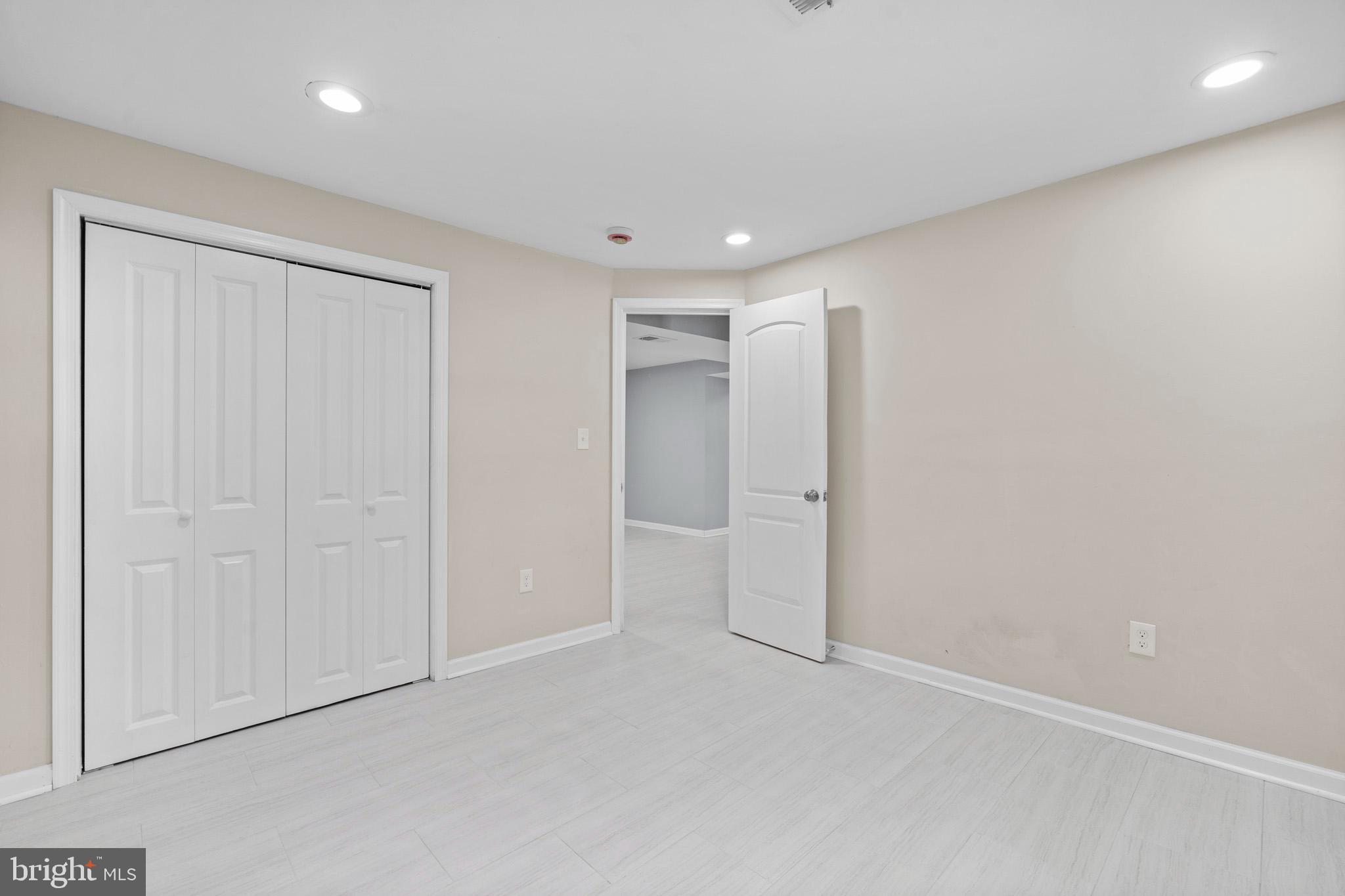 Riva, Maryland, 21140, United States, 5 Bedrooms Bedrooms, ,3 BathroomsBathrooms,Residential,For Sale,1984383