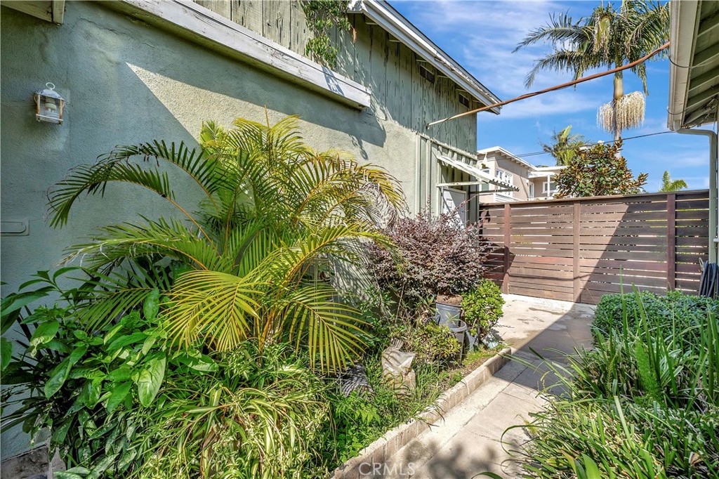 Seal Beach, California, 90740, United States, 4 Bedrooms Bedrooms, ,2 BathroomsBathrooms,Residential,For Sale,2001777