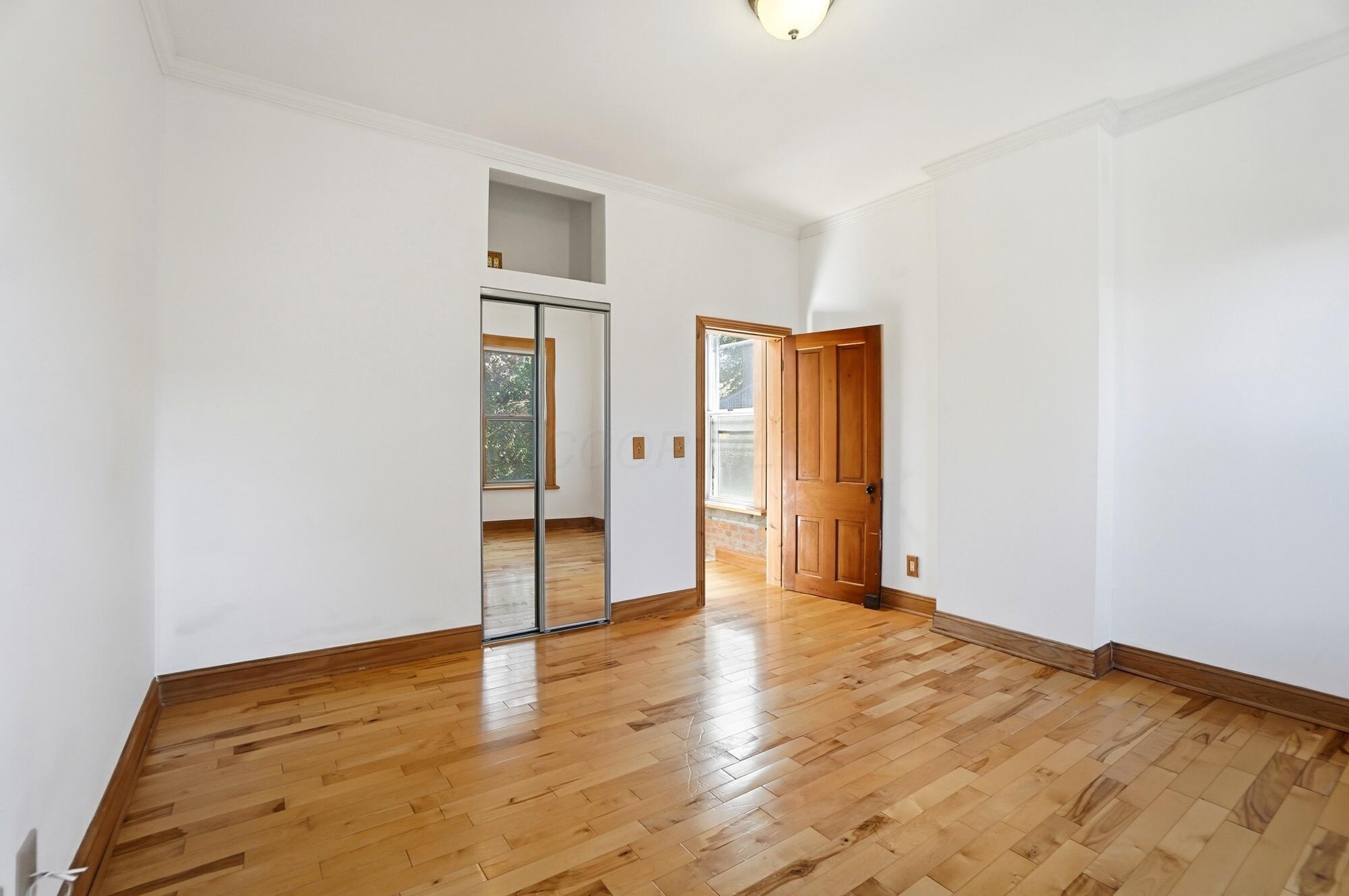 Columbus, Ohio, 43206, United States, 2 Bedrooms Bedrooms, ,2 BathroomsBathrooms,Residential,For Sale,1970918