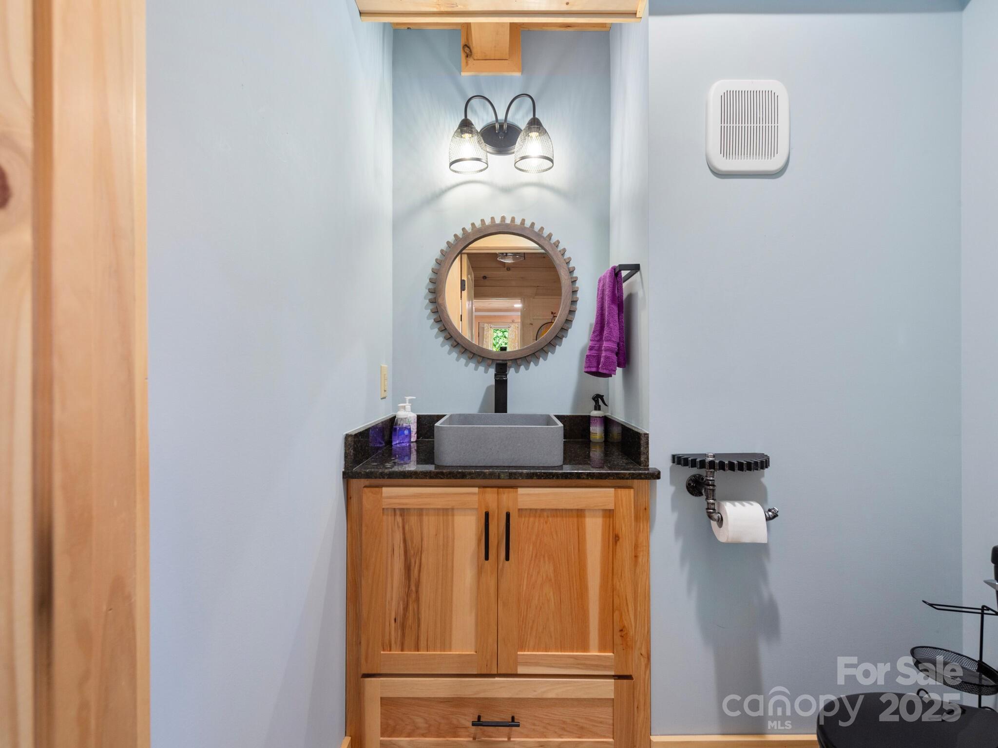 Nebo, North Carolina, 28761, United States, 3 Bedrooms Bedrooms, ,3 BathroomsBathrooms,Residential,For Sale,1996153