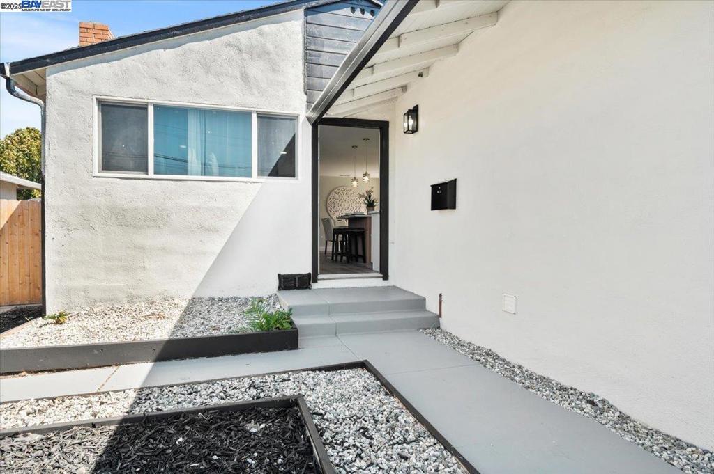 Livermore, California, 94551, United States, 3 Bedrooms Bedrooms, ,2 BathroomsBathrooms,Residential,For Sale,1986082