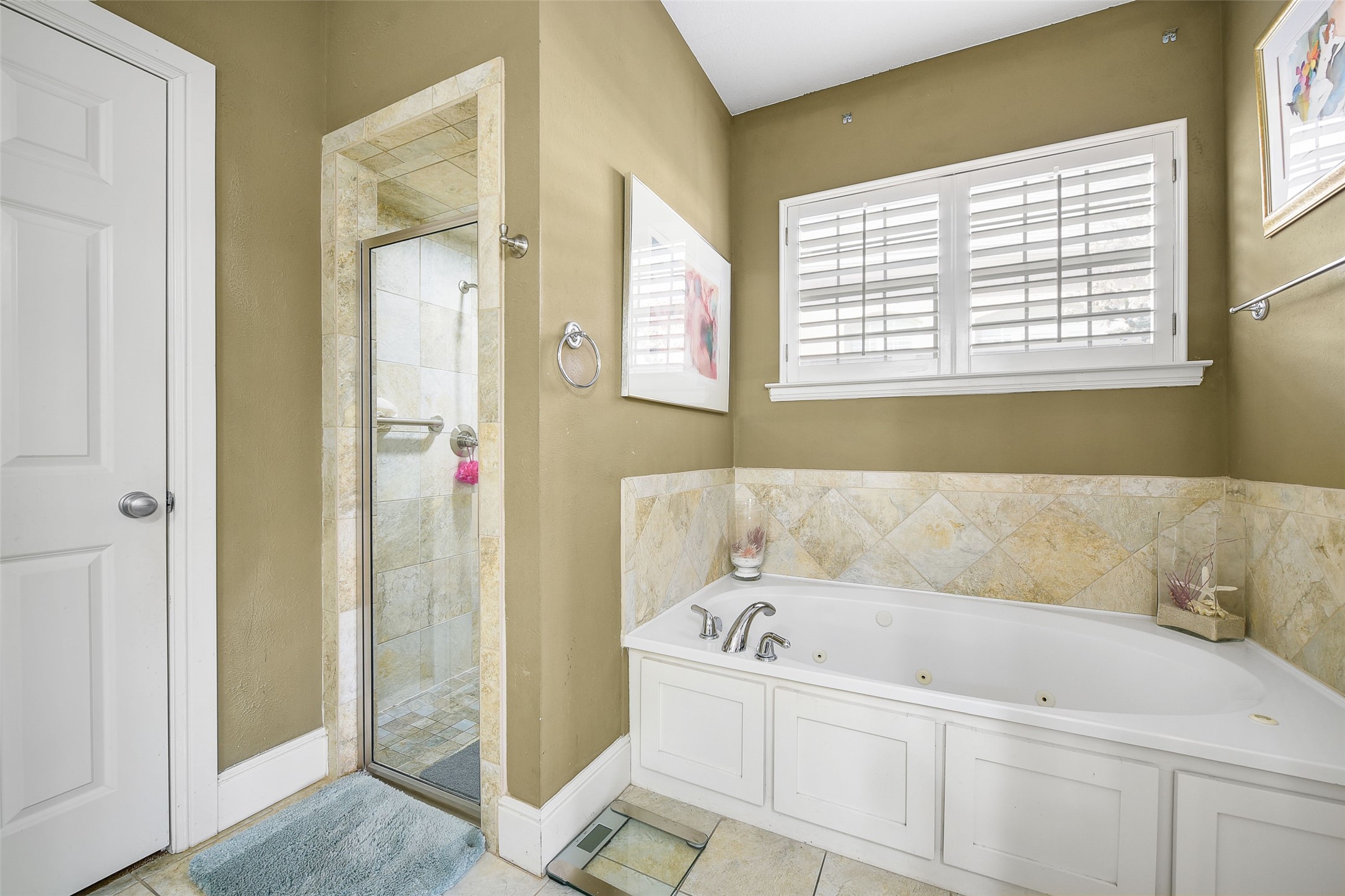 Fort Worth, Texas, 76109, United States, 3 Bedrooms Bedrooms, ,3 BathroomsBathrooms,Residential,For Sale,1911939