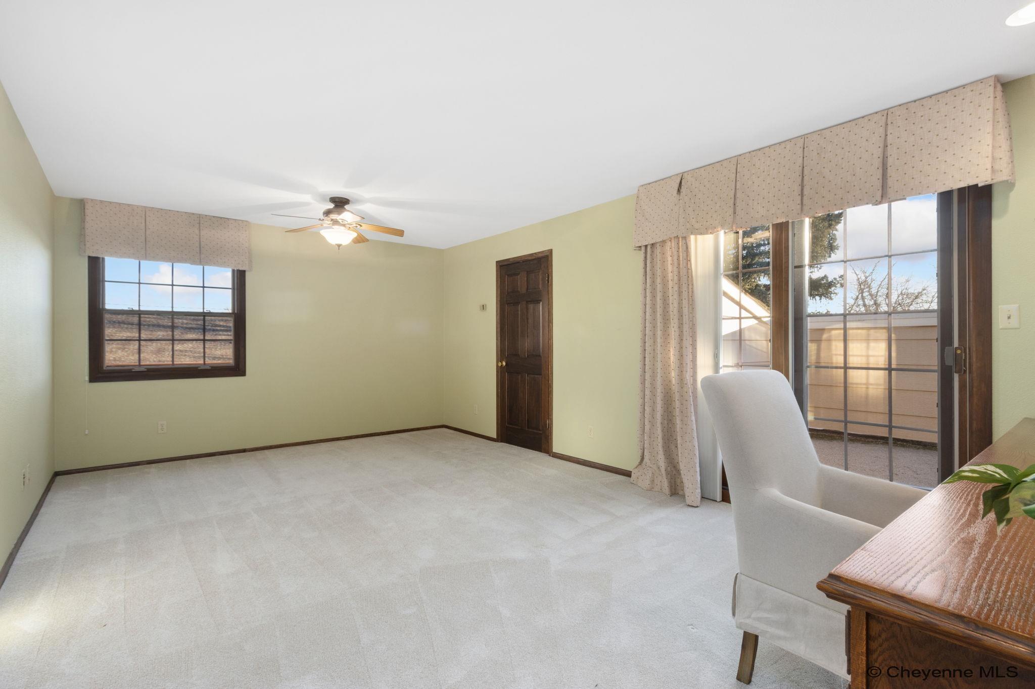 Cheyenne, Wyoming, 82001, United States, 5 Bedrooms Bedrooms, ,4 BathroomsBathrooms,Residential,For Sale,1992954