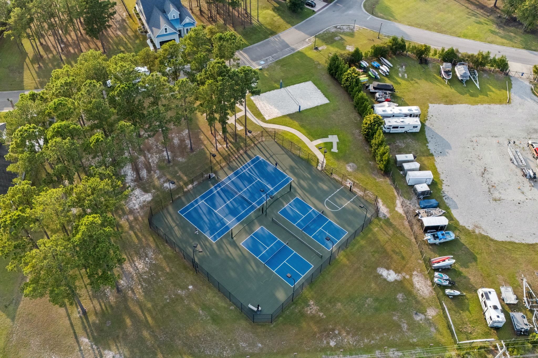 Myrtle Beach, South Carolina, 29579, United States, 4 Bedrooms Bedrooms, ,5 BathroomsBathrooms,Residential,For Sale,2032735