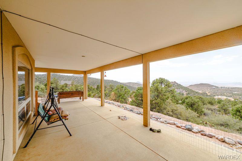 Kingman, Arizona, 86401, United States, 3 Bedrooms Bedrooms, ,2 BathroomsBathrooms,Residential,For Sale,1980873