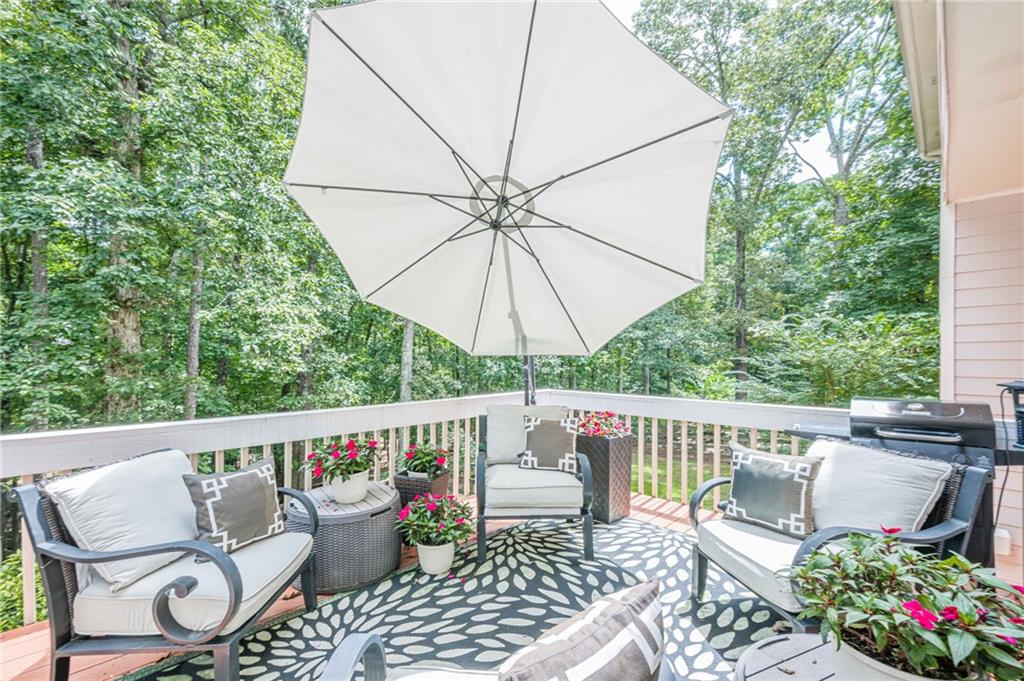 Cumming, Georgia, 30041, United States, 5 Bedrooms Bedrooms, ,5 BathroomsBathrooms,Residential,For Sale,1919838