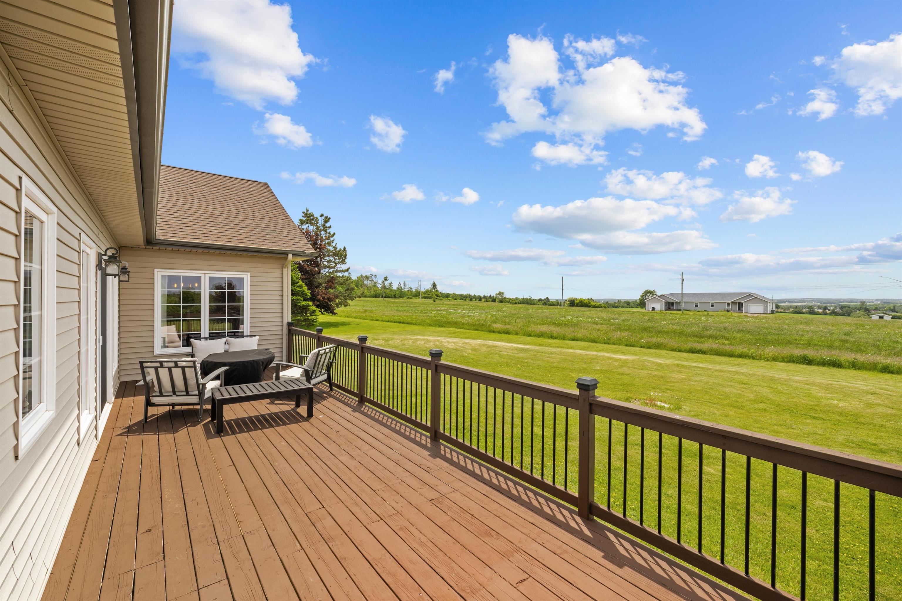 WINSLOE SOUTH, Prince Edward Island, C1E 2Y2, CA, 5 Bedrooms Bedrooms, ,3 BathroomsBathrooms,Residential,For Sale,1876232