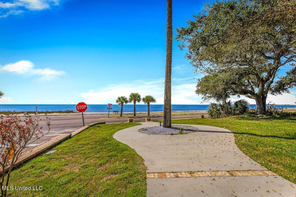 Gulfport, Mississippi, 39501, United States, 4 Bedrooms Bedrooms, ,3 BathroomsBathrooms,Residential,For Sale,1974056