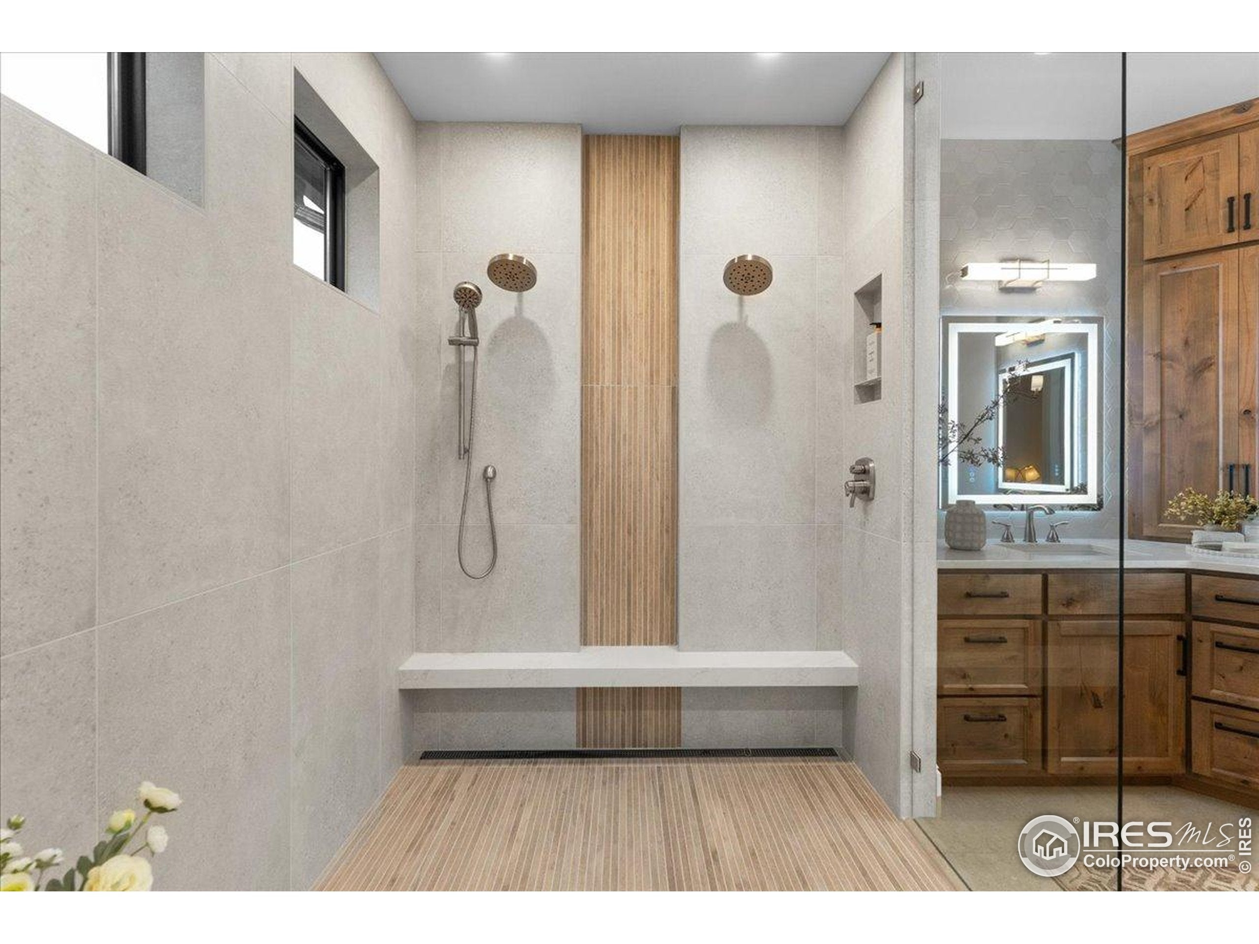 Berthoud, Colorado, 80513, United States, 4 Bedrooms Bedrooms, ,4 BathroomsBathrooms,Residential,For Sale,1910377