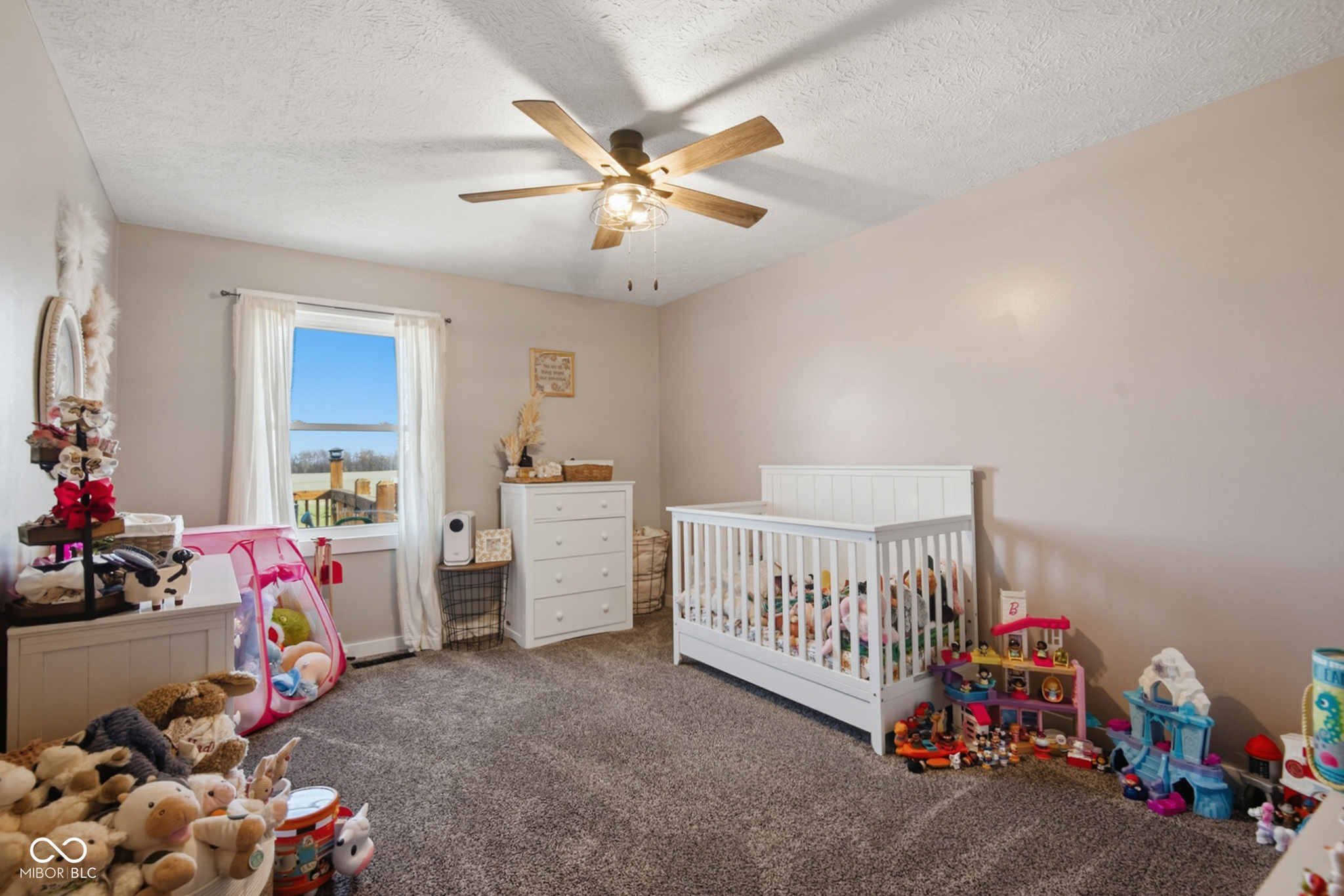 Edinburgh, Indiana, 46124, United States, 3 Bedrooms Bedrooms, ,2 BathroomsBathrooms,Residential,For Sale,1994228