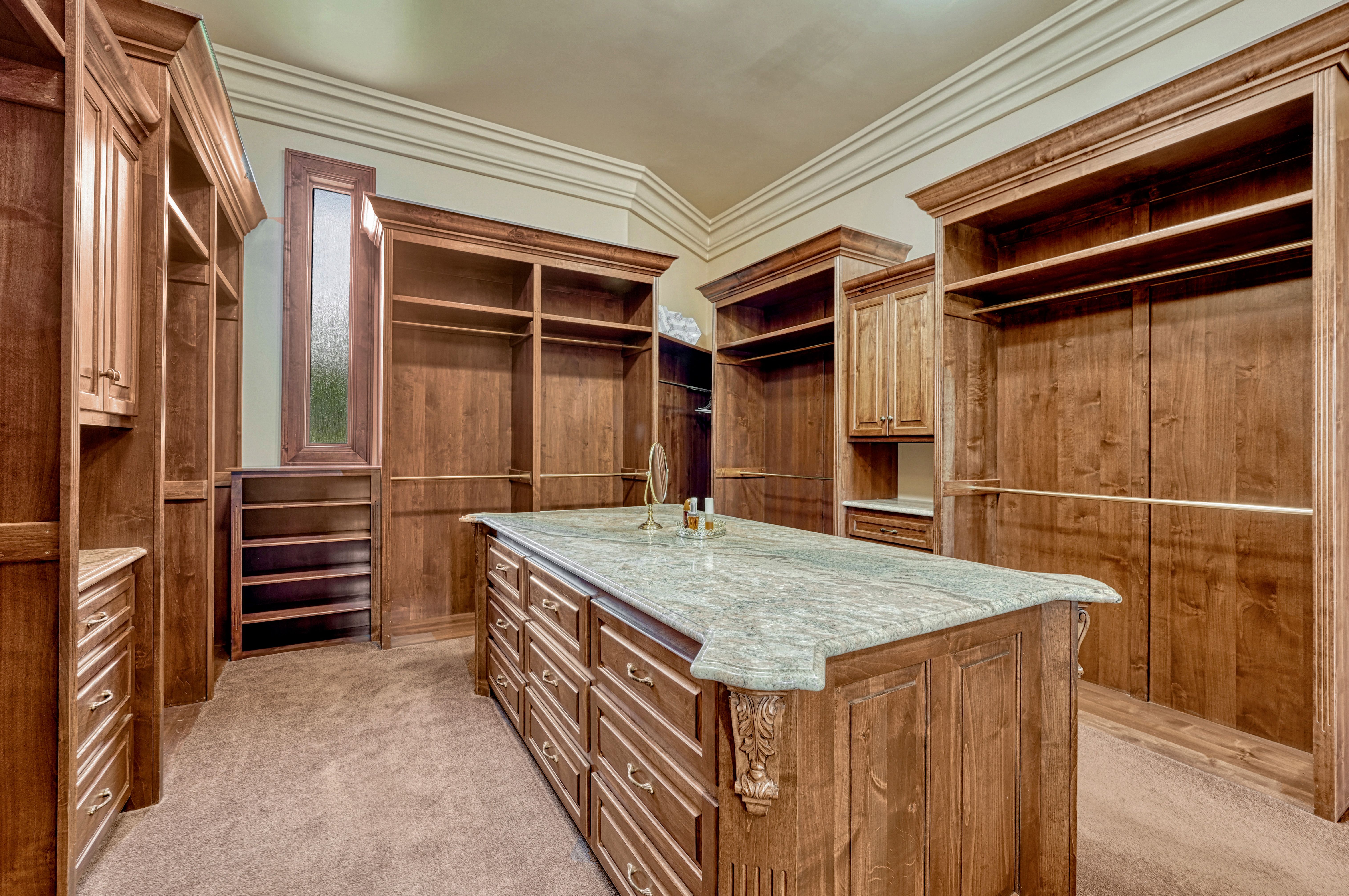  Extraordinary Estate on Pueblo