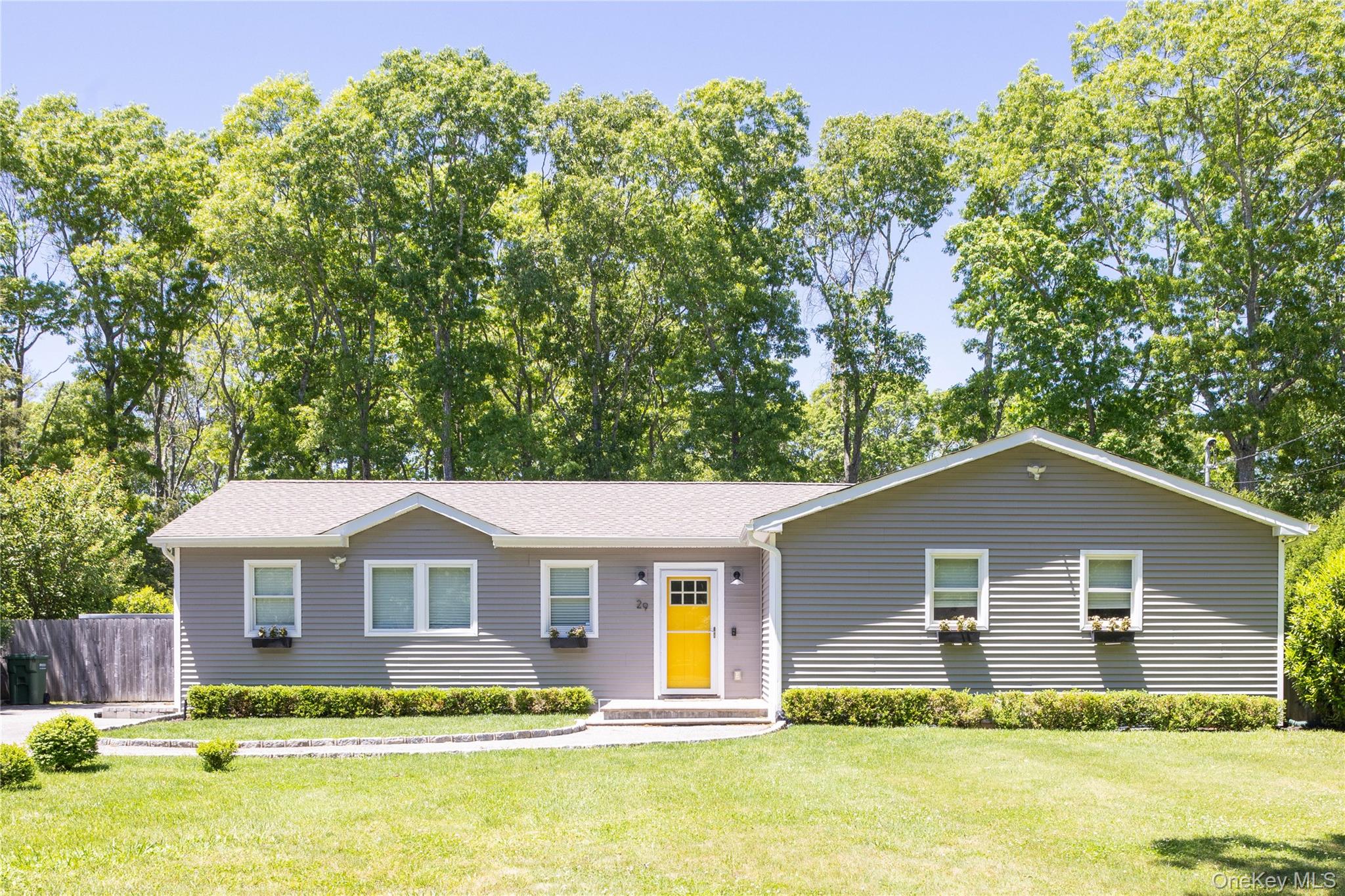  29 Matthews Drive, Speonk, NY, 11972 - 物件實景