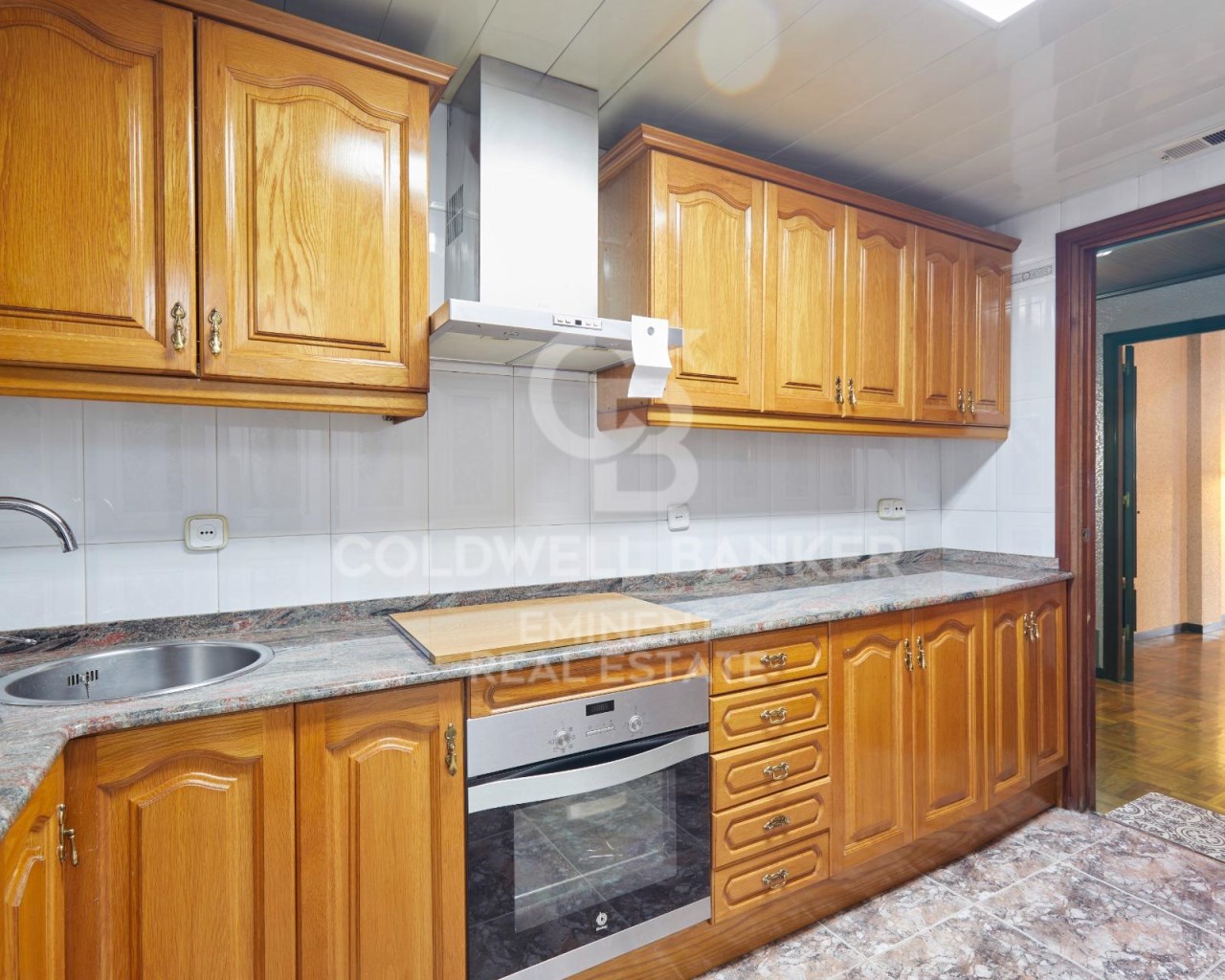 Barcelona, Catalonia, ES, 4 Bedrooms Bedrooms, ,2 BathroomsBathrooms,Residential,For Sale,1838082