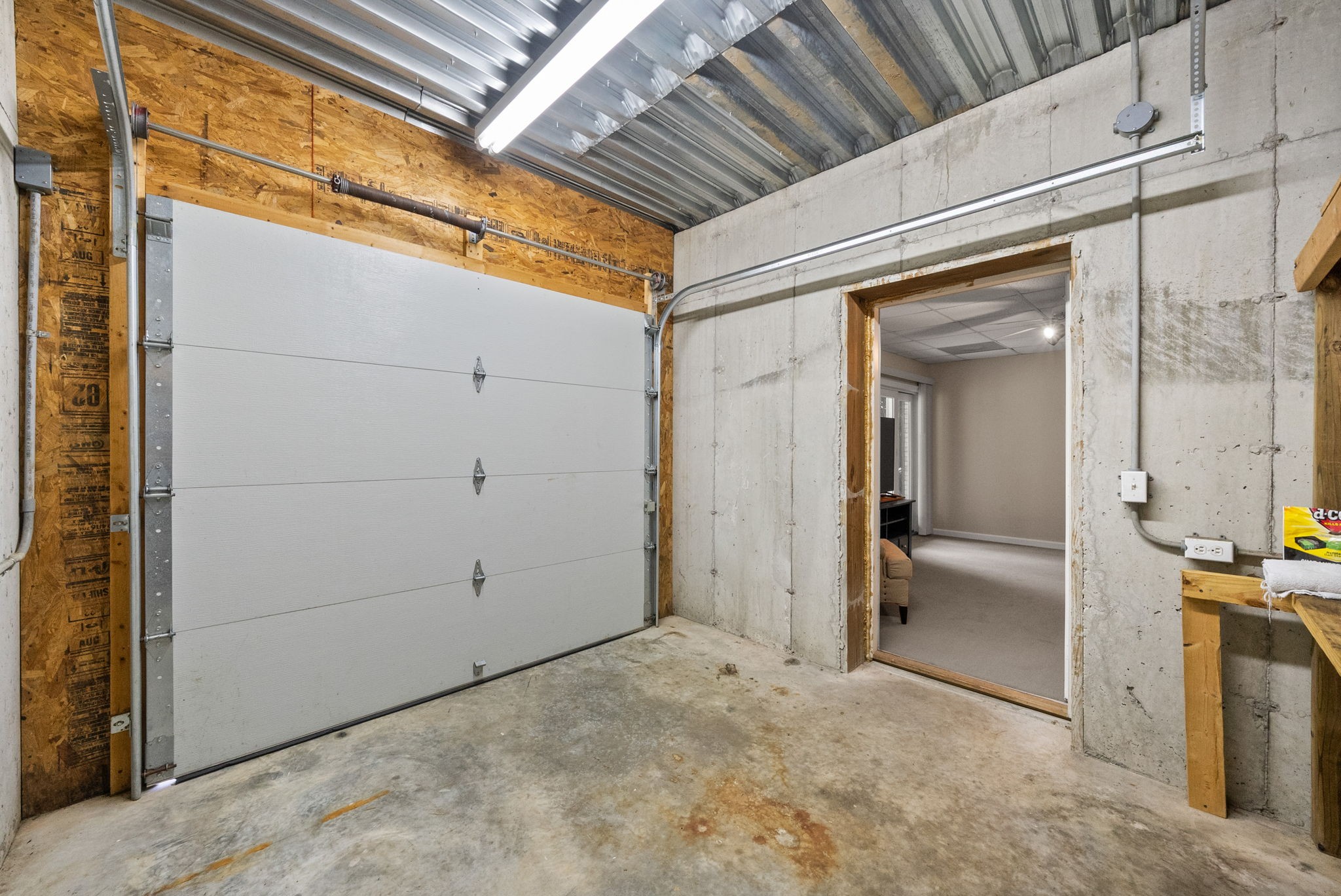 Cadiz, Kentucky, 42211, United States, 4 Bedrooms Bedrooms, ,3 BathroomsBathrooms,Residential,For Sale,1977115