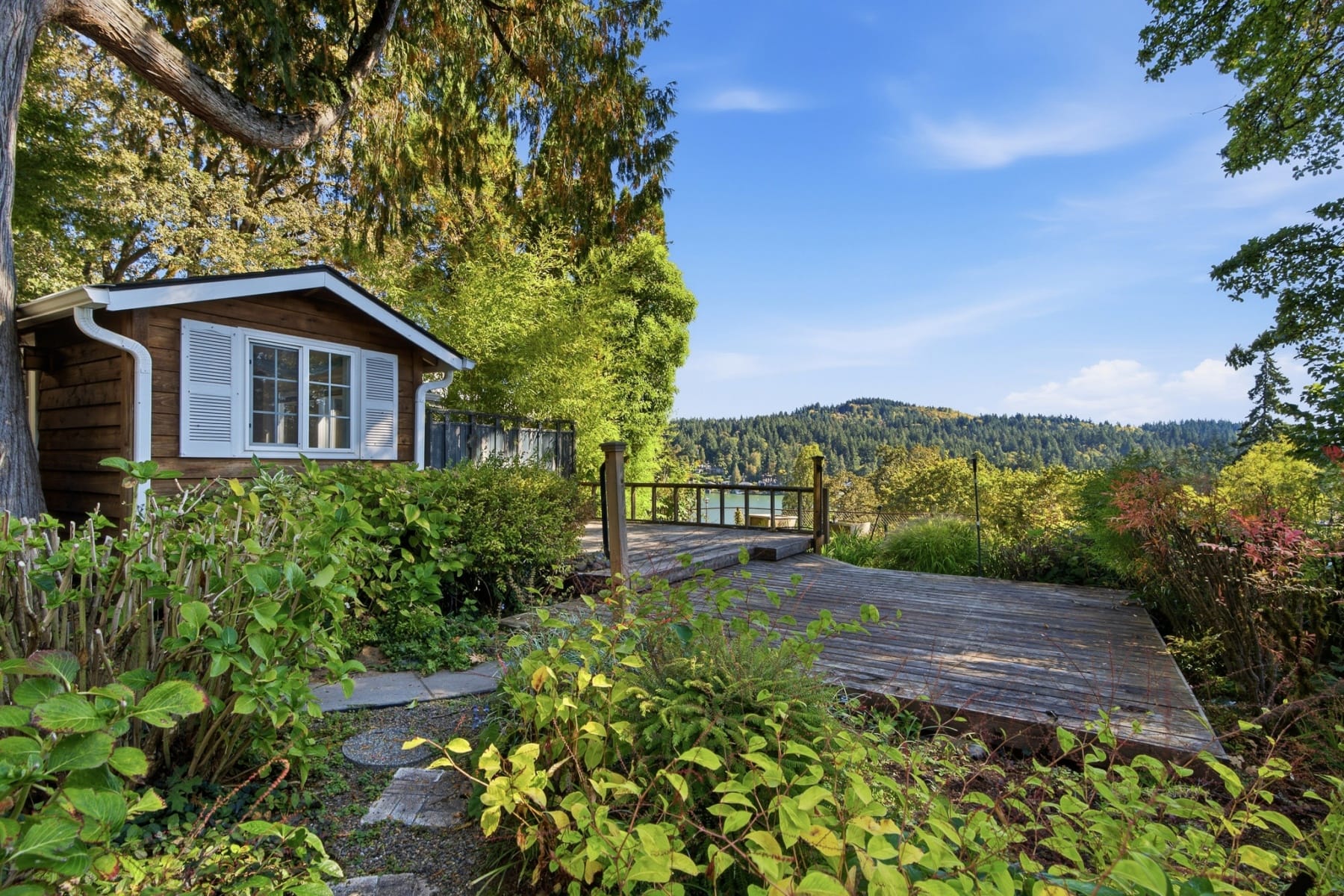  3750 UPPER DR Lake Oswego, OR 97035 - 物件實景