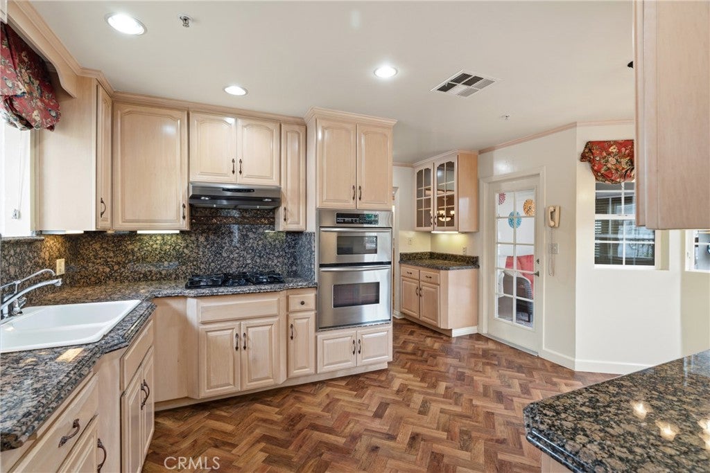 Alhambra, California, 91803, United States, 3 Bedrooms Bedrooms, ,3 BathroomsBathrooms,Residential,For Sale,2039866