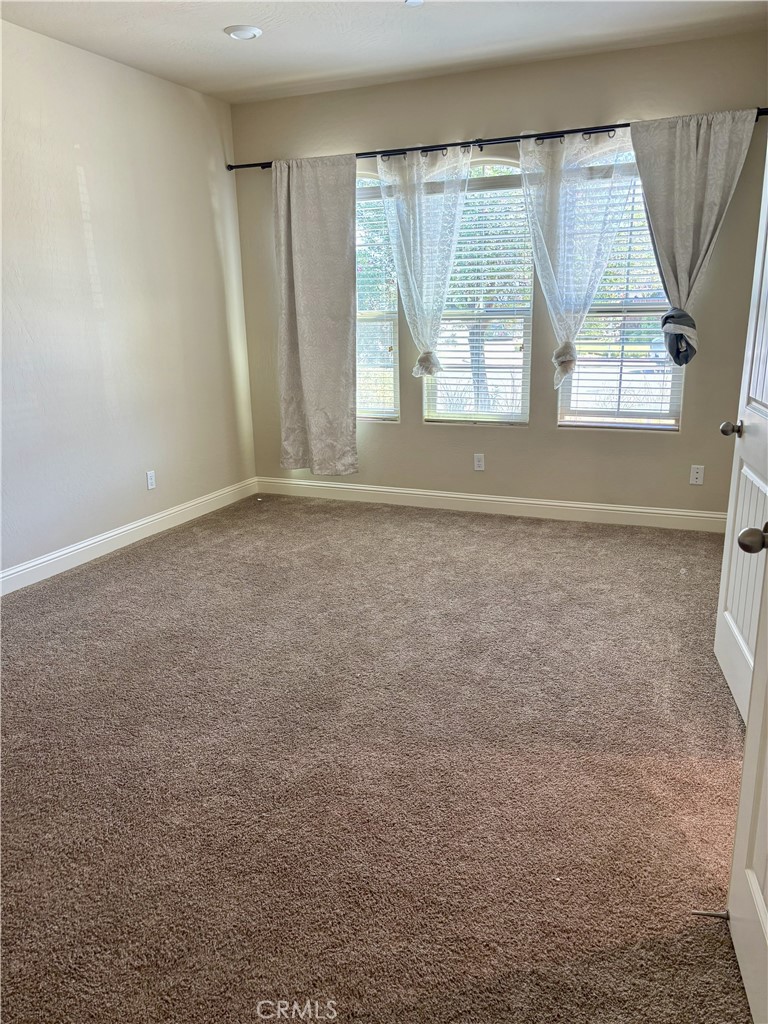 Clovis, California, 93619, United States, 3 Bedrooms Bedrooms, ,2 BathroomsBathrooms,Residential,For Sale,1919541