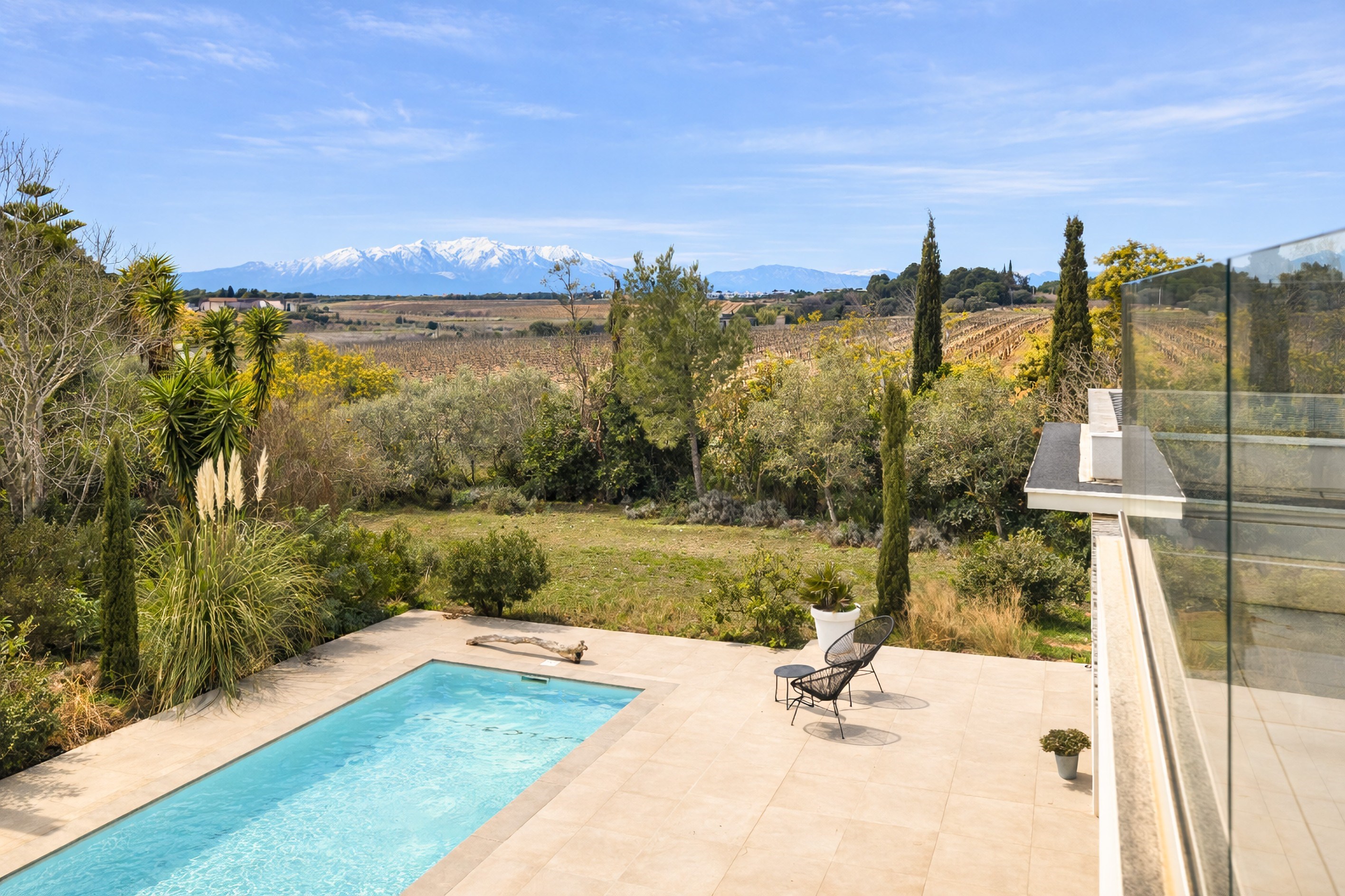  A CONTEMPORARY INTERLUDE FACING THE CANIGOU - 物件實景