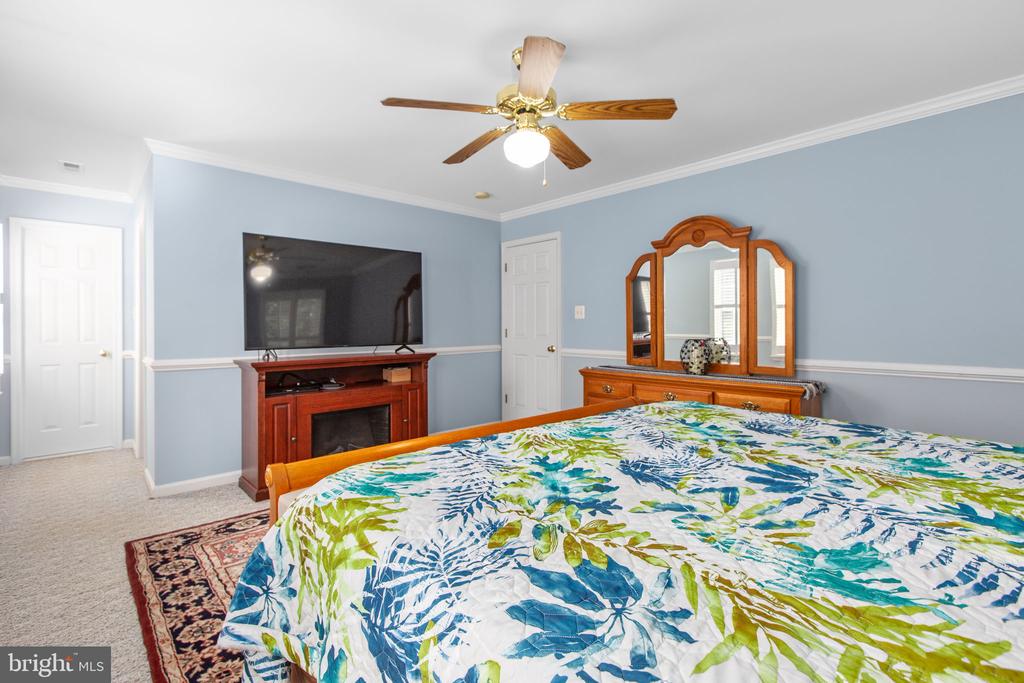 Fredericksburg, Virginia, 22406, United States, 4 Bedrooms Bedrooms, ,3 BathroomsBathrooms,Residential,For Sale,1914060