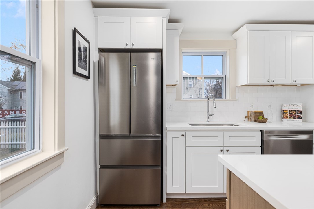 Providence, Rhode Island, 02906, United States, 4 Bedrooms Bedrooms, ,3 BathroomsBathrooms,Residential,For Sale,2000576