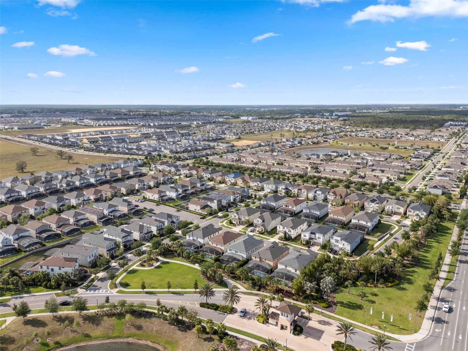 KISSIMMEE, Florida, 34747, United States, 7 Bedrooms Bedrooms, ,6 BathroomsBathrooms,Residential,For Sale,1989938