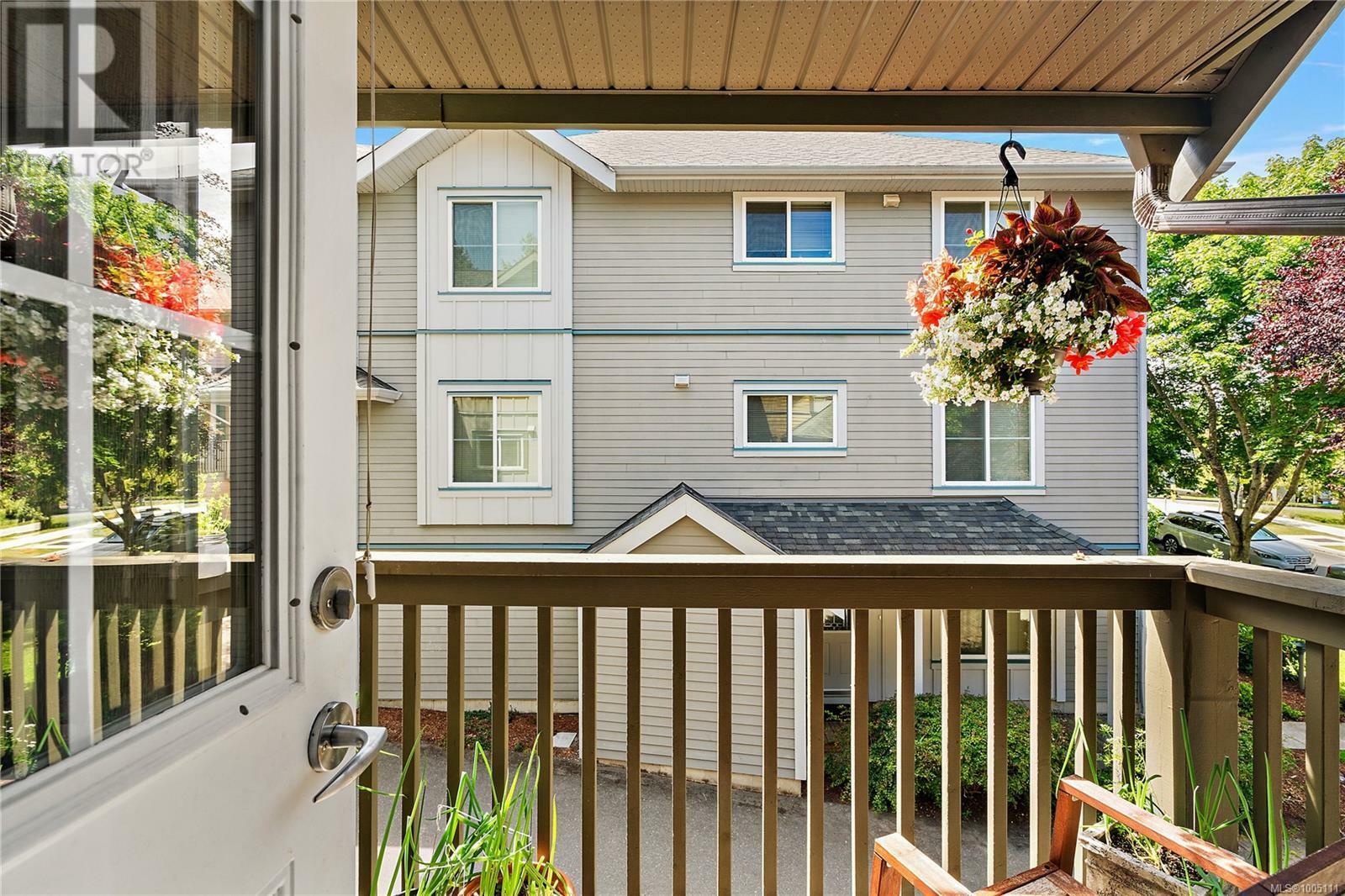 VICTORIA, British Columbia, V8T 0A3, CA, 3 Bedrooms Bedrooms, ,3 BathroomsBathrooms,Residential,For Sale,1883678