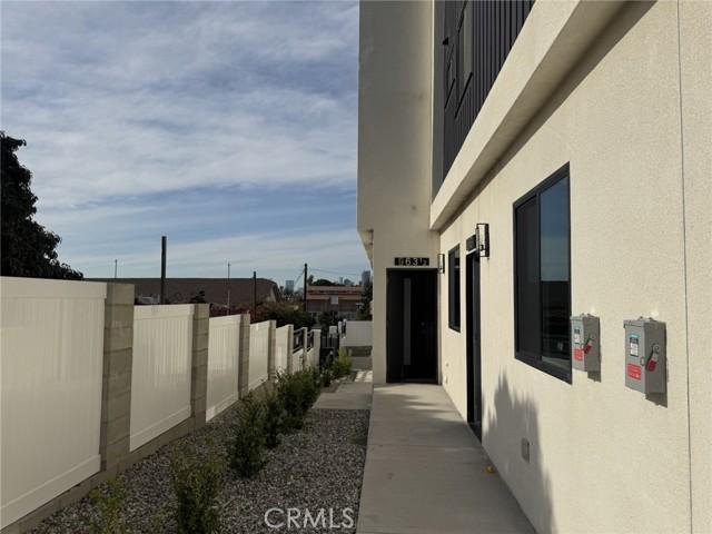 Los Angeles, California, 90023, United States, ,Residential,For Sale,2014047