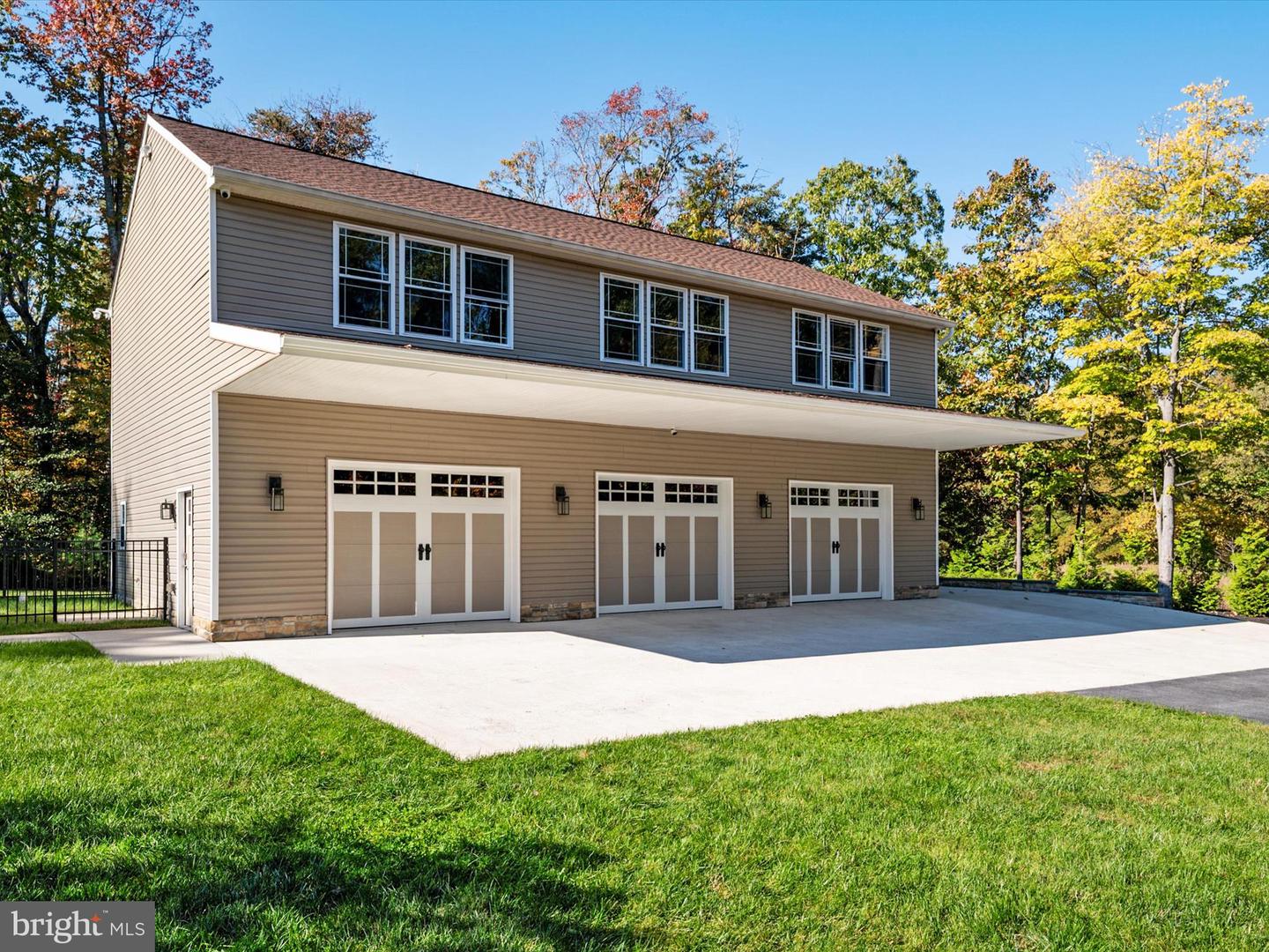 Pasadena, Maryland, 21122, United States, 4 Bedrooms Bedrooms, ,4 BathroomsBathrooms,Residential,For Sale,1989268