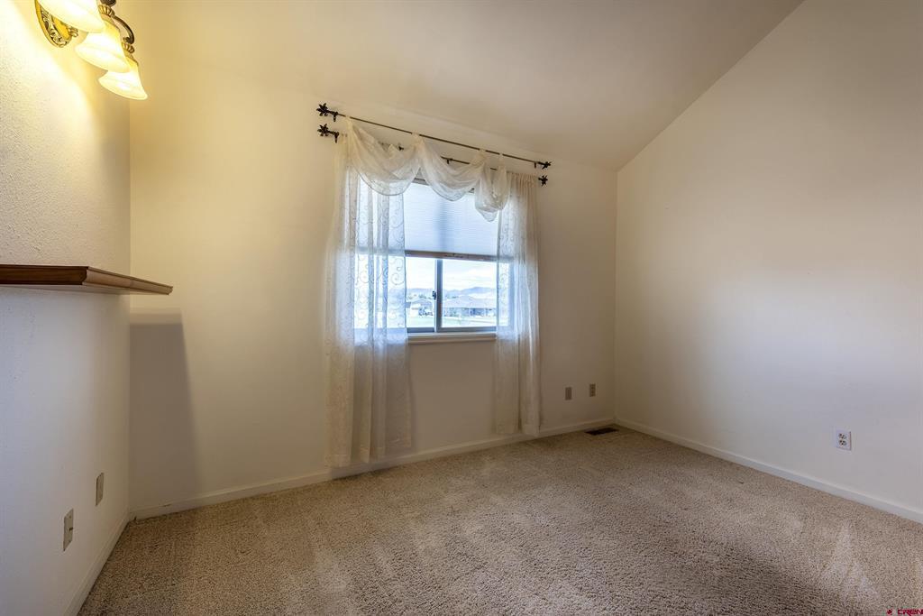 Montrose, Colorado, 81401, United States, 3 Bedrooms Bedrooms, ,2 BathroomsBathrooms,Residential,For Sale,1991802