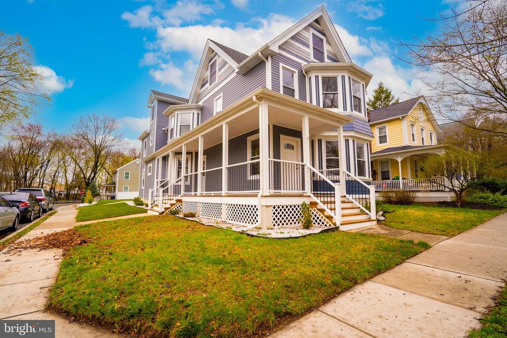 Hightstown, New Jersey, 08520, United States, 7 Bedrooms Bedrooms, ,5 BathroomsBathrooms,Residential,For Sale,1938166
