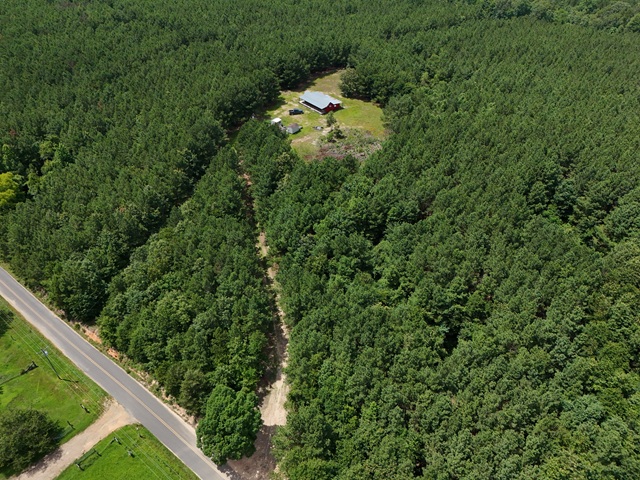 Cove, Arkansas, 71937, United States, 2 Bedrooms Bedrooms, ,Residential,For Sale,1938285