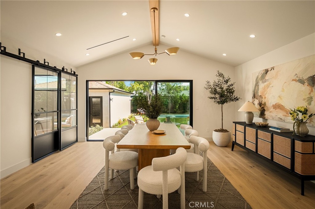 Valley Village, California, 91607, United States, 3 Bedrooms Bedrooms, ,3 BathroomsBathrooms,Residential,For Sale,2002294