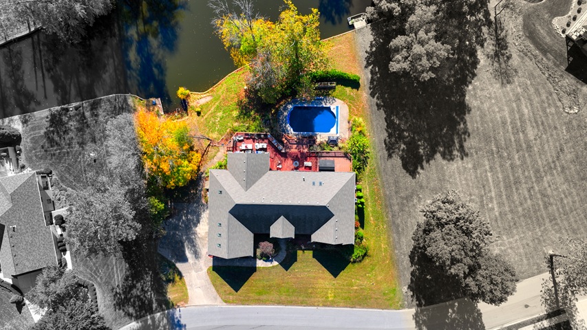 Terre Haute, Indiana, 47802, United States, 3 Bedrooms Bedrooms, ,4 BathroomsBathrooms,Residential,For Sale,1976424