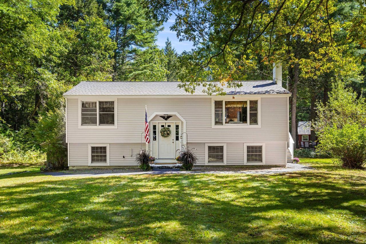 Amherst, New Hampshire, 03031, United States, 2 Bedrooms Bedrooms, ,1 BathroomBathrooms,Residential,For Sale,1996144