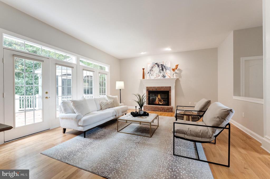 Fairfax, Virginia, 22033, United States, 6 Bedrooms Bedrooms, ,6 BathroomsBathrooms,Residential,For Sale,1973786